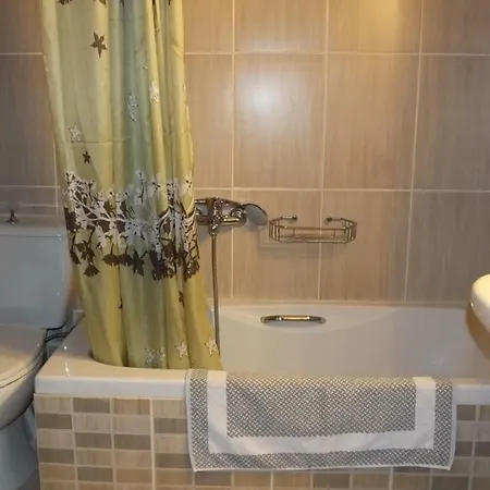 Golden Seaside Apartman *